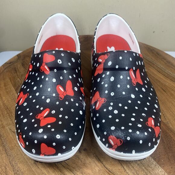 Crocs Minnie Mouse Neria Pro II Womens Black Red Size 7 Disney Clogs Shoes - Picture 4 of 10